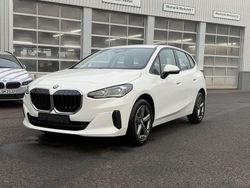 Weiss Gebraucht 2024 BMW 216 Active Tourer Van / Kleinbus | 24.980 € (Guter Preis)