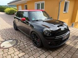 Schwarz Gebraucht 2011 Mini John Cooper Works Kleinwagen | 15.900 € (Etwas zu teuer)