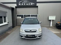 Silber Gebraucht 2006 Opel Meriva Edition Van / Kleinbus | 3.500 € (Etwas zu teuer)