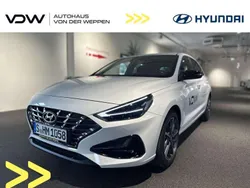 Serenity white (weiß) Neu 2024 Hyundai i30 Edition Limousine | 22.290 € (Fairer Preis)