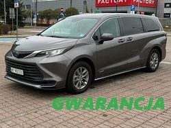 Grau Gebraucht 2021 Toyota Sienna Van / Kleinbus | 42.435 €