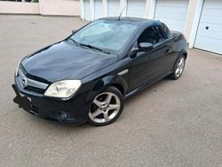 Schwarz Gebraucht 2005 Opel Tigra Cabrio | 900 € (Superpreis)