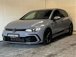 Grau Gebraucht 2021 VW Golf VIII R-line Limousine | 23.349 € (Fairer Preis)