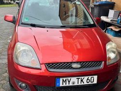Rot Gebraucht 2007 Ford Fiesta Limousine | 999 € (Fairer Preis)