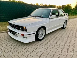 Weiß Gebraucht 1990 BMW M3 Coupé | 84.500 €