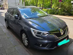 Grau Gebraucht 2016 Renault Mégane GrandTour Intens Kombi | 7.000 € (Fairer Preis)