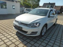 Weiß Gebraucht 2016 VW Golf VII Allstar Kombi | 15.890 € (Fairer Preis)