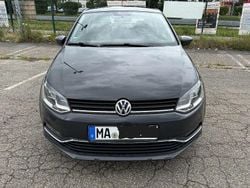 Grau Gebraucht 2015 VW Polo Comfortline Kleinwagen | 7.500 € (Fairer Preis)