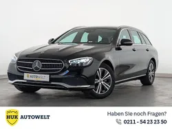 Schwarz Gebraucht 2022 Mercedes E220 Avantgarde Limousine | 33.860 € (Guter Preis)