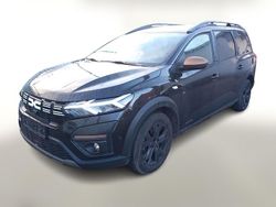Noir nacre perleffekt Gebraucht 2024 Dacia Jogger Extreme Van / Kleinbus | 20.985 € (Etwas zu teuer)