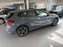 Storm bay metallic Gebraucht 2021 BMW 118 Sport Line Kleinwagen | 19.890 € (Fairer Preis)