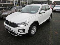 Pure white Gebraucht 2022 VW T-Roc Life SUV | 21.788 € (Guter Preis)