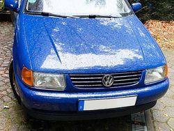 Blau Gebraucht 1997 VW Polo Comfortline Kleinwagen | 1.650 € (Teuer)