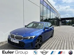 Blau Gebraucht 2024 BMW 330 M Sport Kombi | 42.980 € (Superpreis)