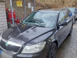 Schwarz Gebraucht 2011 Skoda Octavia Kombi | 5.500 € (Guter Preis)