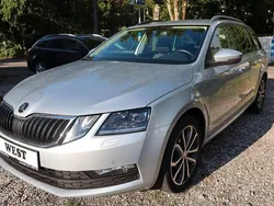 Grau Gebraucht 2020 Skoda Octavia Soleil Kombi | 13.990 € (Guter Preis)