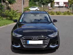 Schwarz Gebraucht 2021 Audi A4 Advanced Plus Kombi | 21.590 € (Superpreis)
