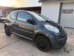 Grau Gebraucht 2008 Citroën C1 Kleinwagen | 2.290 € (Fairer Preis)