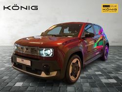 Rot Neu 2025 Renault 4 E-Tech Evolution SUV | 33.100 € (Guter Preis)