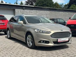 Grau Gebraucht 2016 Ford Mondeo Titanium Kombi | 12.990 € (Guter Preis)