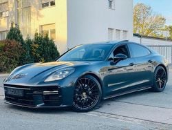 Grau Gebraucht 2024 Porsche Panamera Limousine | 99.999 € (Etwas zu teuer)