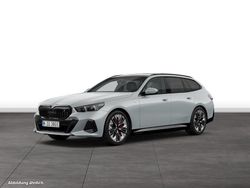 Grau Gebraucht 2024 BMW i5 Limousine | 67.783 € (Teuer)