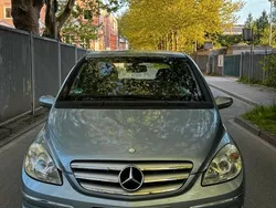 Blau Gebraucht 2006 Mercedes B200 Van / Kleinbus | 2.200 € (Superpreis)