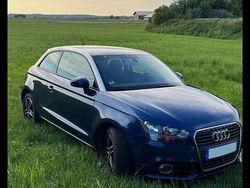Blau Gebraucht 2011 Audi A1 Attraction Kleinwagen | 8.250 € (Fairer Preis)