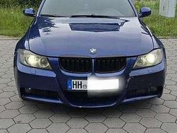 Blau Gebraucht 2006 BMW 320 Limousine | 6.500 € (Teuer)