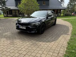 Schwarz Gebraucht 2021 BMW 330 Sport Line Kombi | 26.500 € (Guter Preis)