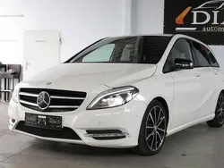 Weiß Gebraucht 2014 Mercedes B180 Van / Kleinbus | 11.290 € (Fairer Preis)