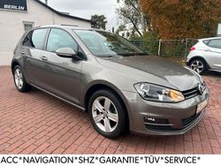 Grau Gebraucht 2013 VW Golf VII Comfortline Limousine | 12.490 € (Etwas zu teuer)