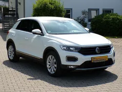Weiß Gebraucht 2021 VW T-Roc Sportline SUV | 23.990 €