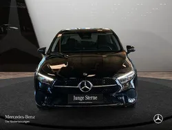Schwarz Gebraucht 2024 Mercedes A200 Progressive Limousine | 29.490 € (Fairer Preis)