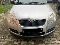 Silber Gebraucht 2009 Skoda Fabia Kleinwagen | 1.150 € (Superpreis)