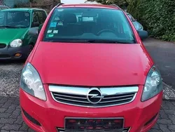 Power rot/traffic red ral3020 Gebraucht 2009 Opel Zafira Selection Van / Kleinbus | 850 € (Superpreis)