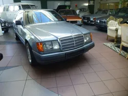 Grau Gebraucht 1988 Mercedes E300 Coupé | 12.900 €
