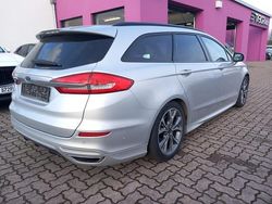 Polar silber metallic polar silber metallic Gebraucht 2018 Ford Mondeo ST-Line Kombi | 19.954 € (Teuer)