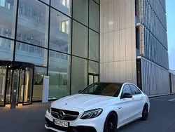 Weiß Gebraucht 2018 Mercedes C63S AMG AMG Limousine | 57.900 € (Etwas zu teuer)