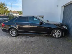 Schwarz Gebraucht 2011 Mercedes E250 Limousine | 8.000 € (Guter Preis)