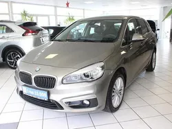 Grau metallic Gebraucht 2014 BMW 220 Active Tourer Luxury Line Van / Kleinbus | 17.240 €