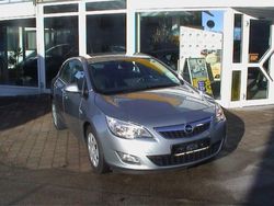 Andere farbe metallic Gebraucht 2010 Opel Astra Edition Limousine | 10.145 €