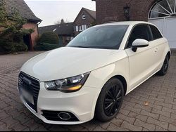 Weiß Gebraucht 2011 Audi A1 Kleinwagen | 6.500 € (Fairer Preis)