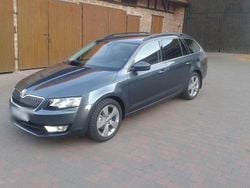 Grau Gebraucht 2015 Skoda Octavia Elegance Kombi | 11.099 € (Guter Preis)