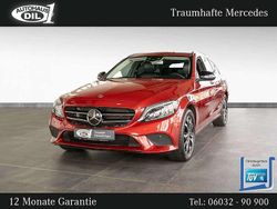 Hyazinthrot metalliclack Gebraucht 2019 Mercedes C200 Night Kombi | 25.850 € (Fairer Preis)