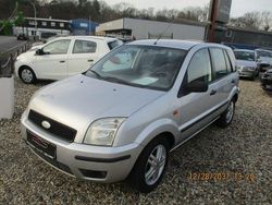 Silber Gebraucht 2004 Ford Fusion Trend Limousine | 1.999 € (Fairer Preis)
