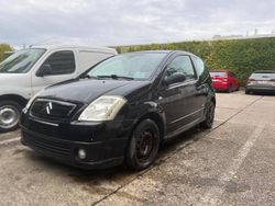 Schwarz Gebraucht 2007 Citroën C2 Kleinwagen | 700 €