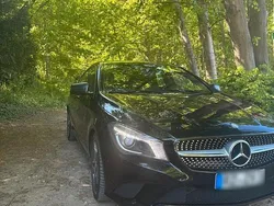 Schwarz Gebraucht 2015 Mercedes CLA220 Shooting Brake AMG Kombi | 16.900 € (Fairer Preis)