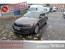 Topazbraun metallic Gebraucht 2017 Skoda Octavia Ambition Kombi | 8.585 € (Guter Preis)
