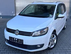 Weiß Gebraucht 2015 VW Touran Cup Van / Kleinbus | 8.900 € (Guter Preis)